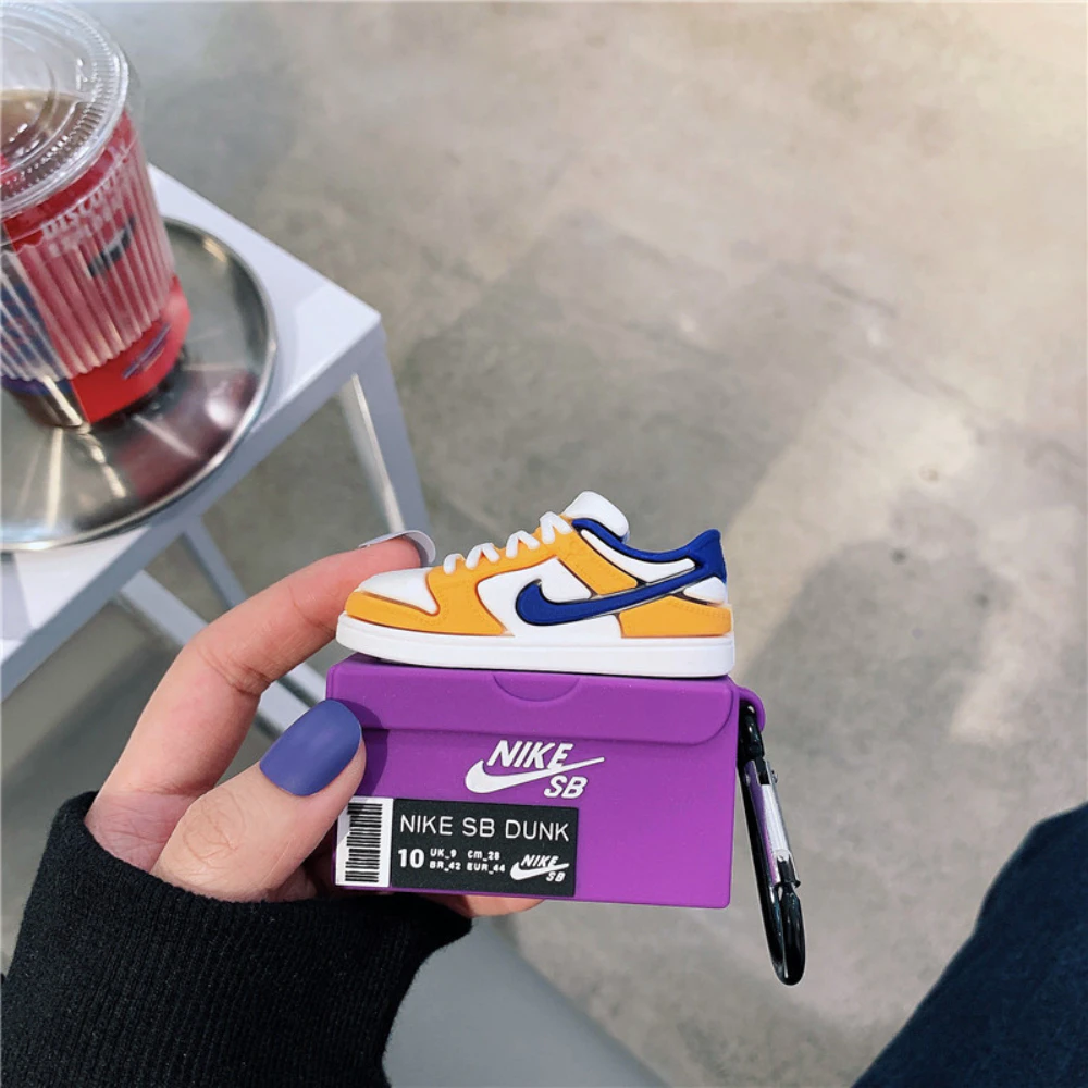 Cactus Court Drip Case Airpods - Yellow Sneaker AirPods Cover